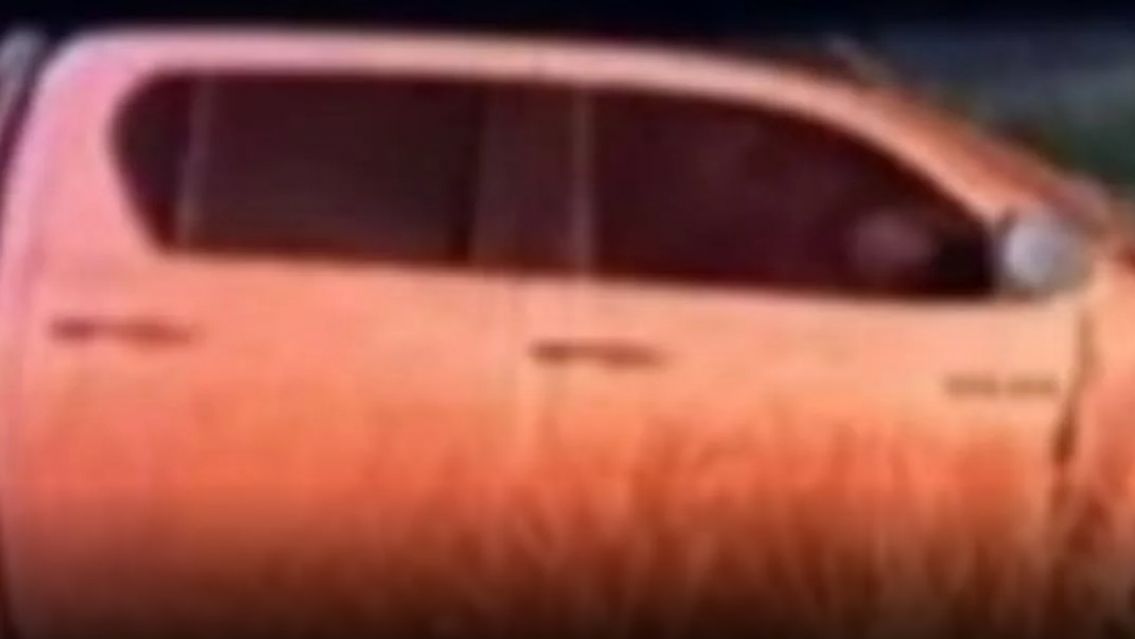 Camioneta choc� de frente contra un auto: muri� una mujer y sus dos hijos