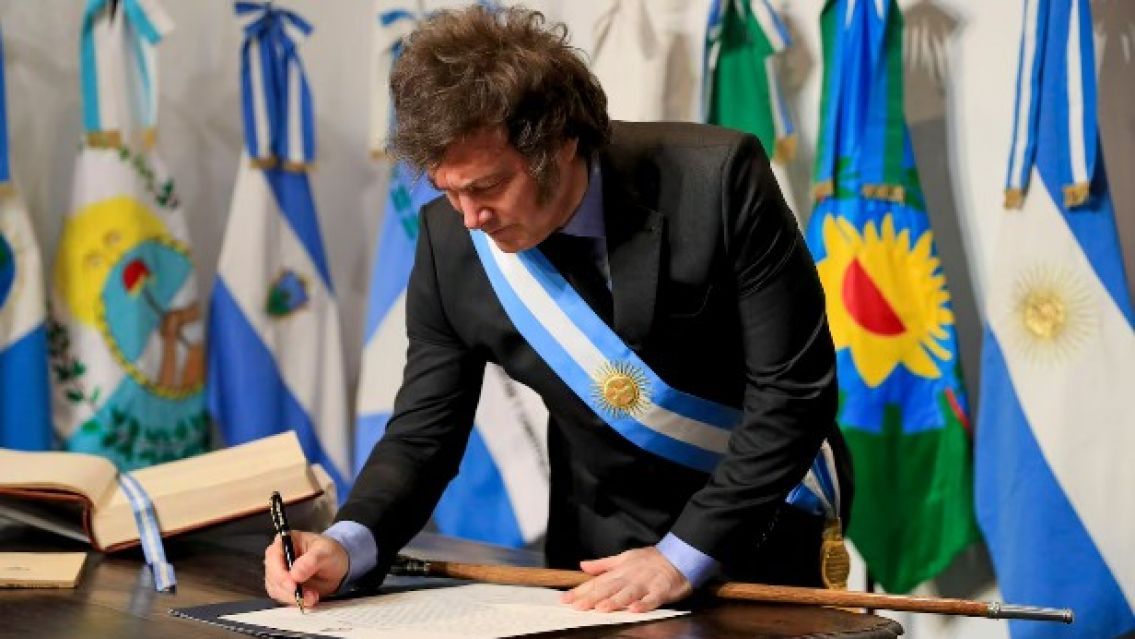 Milei apura los DNU de Lijo y Garc�a-Mansilla para la Corte