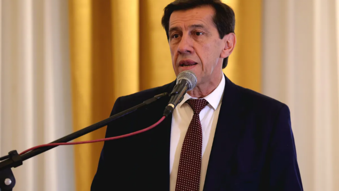 Sadir anunció la rejerarquización para estatales: "Es una cuestión de justicia con nuestros empleados"