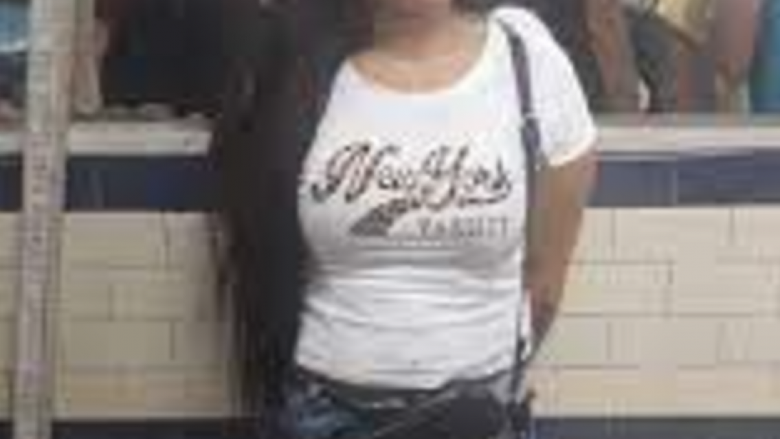 La peor amiga es juje�a: aprovech� que se mach� y le afan� la moto