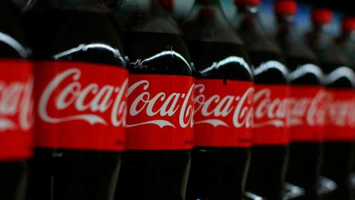 Compró gaseosa a precio regalado y terminó a los gritos: "Es trucha"