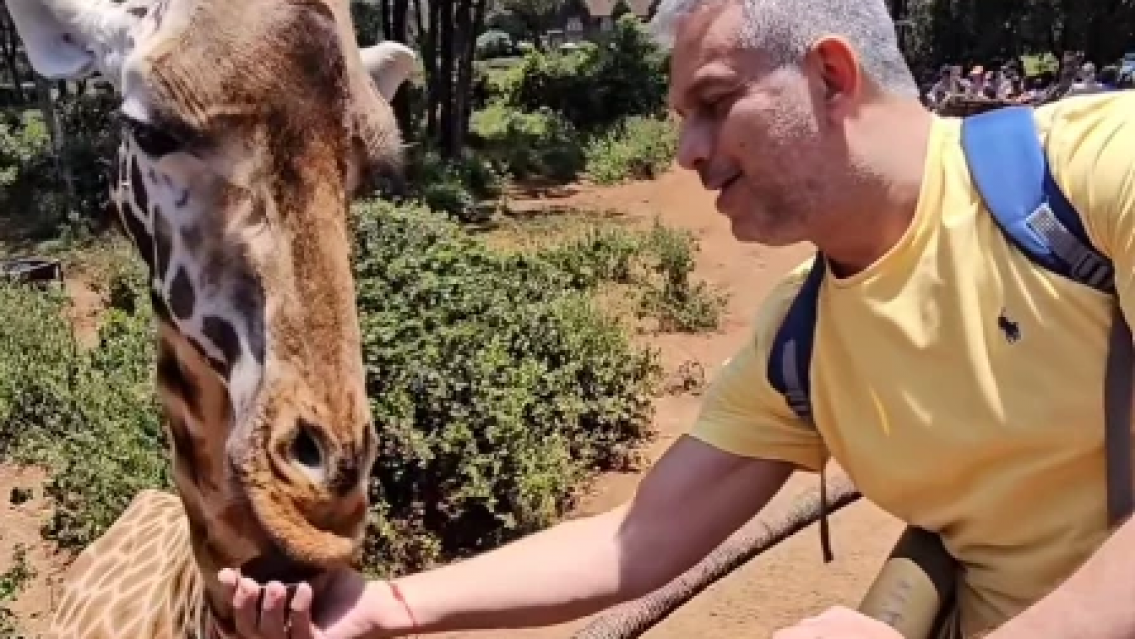 Viaje so�ado de Mario Massaccesi y su pareja al coraz�n de �frica: "Para siempre"