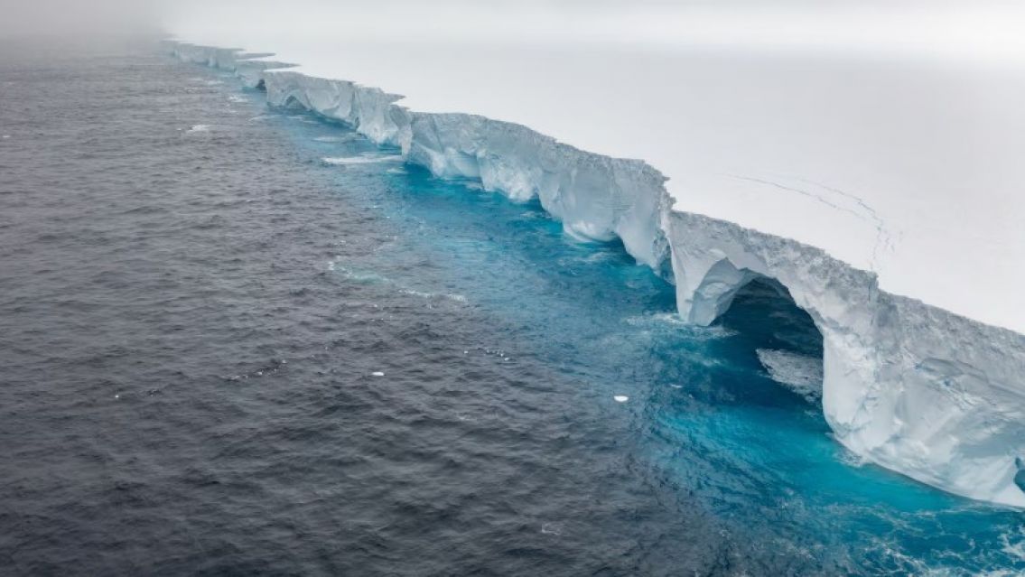 As� es el gigantesco iceberg que se desprendio de la Ant�rtidar
