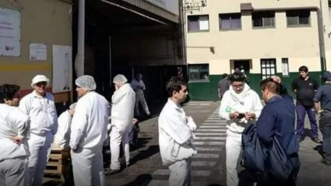 Una de las fábricas más grandes del país anunció su cierre y el despido de 150 empleados