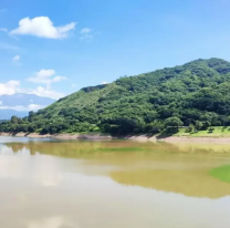Contaminaci&oacute;n por algas en el dique Los Alisos: siguen las actividades suspendidas