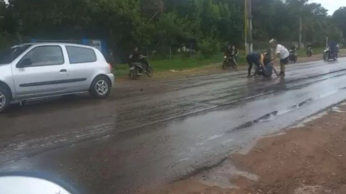 A horas de la navidad un brutal accidente en la ruta 34 se cobr� la vida de un juje�o