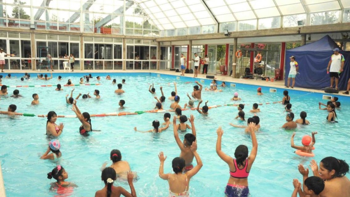 Diversión en familia: piletas municipales y actividades gratuitas para cerrar el 2024
