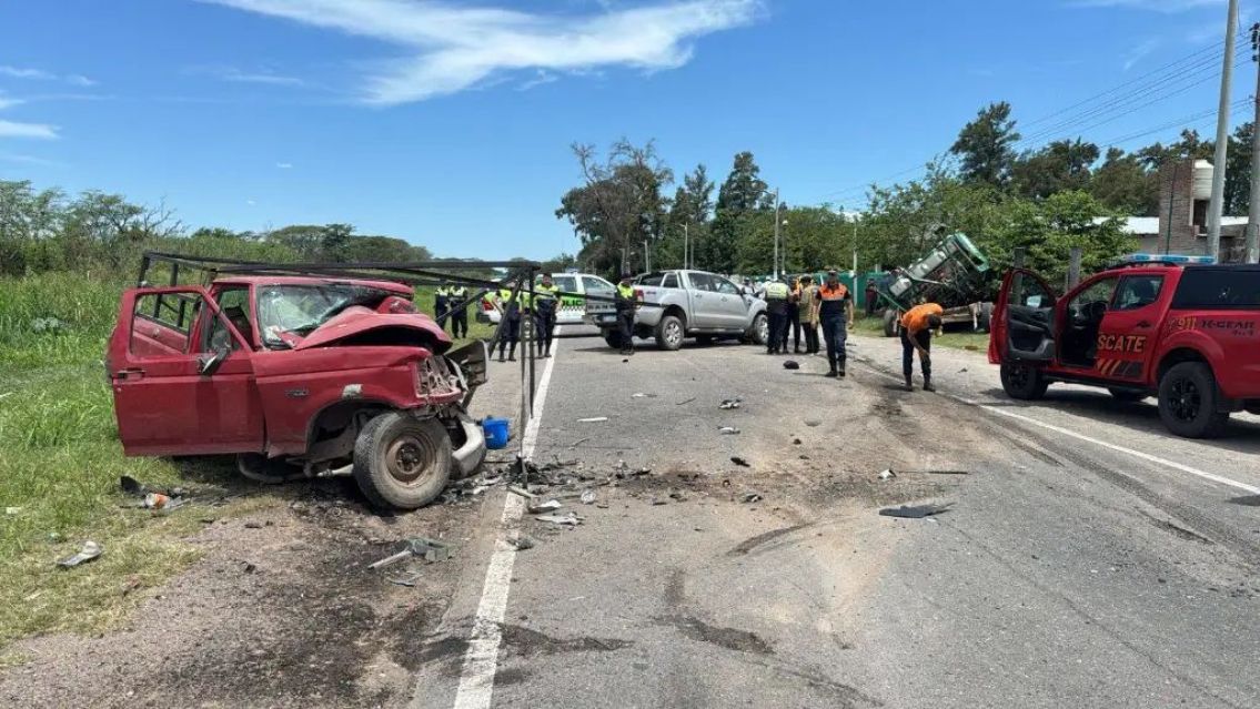 Accidente fatal a d�as de A�o Nuevo: tres camionetas chocaron en la ruta