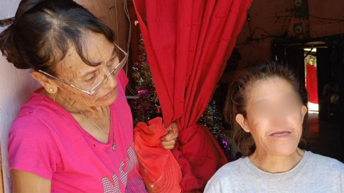 "No soy maltratadora", habl� la madre de la mujer encadenada a la cucha del perro