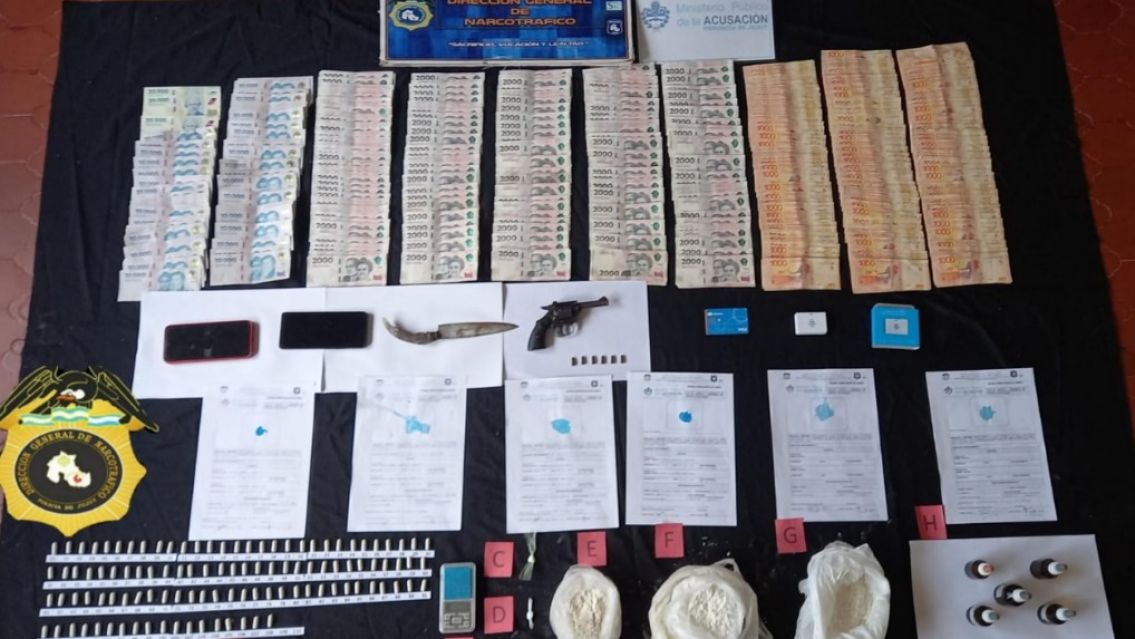 Jujuy narco: incautaron más de $2.6 millones y casi 2 kg de cocaína
