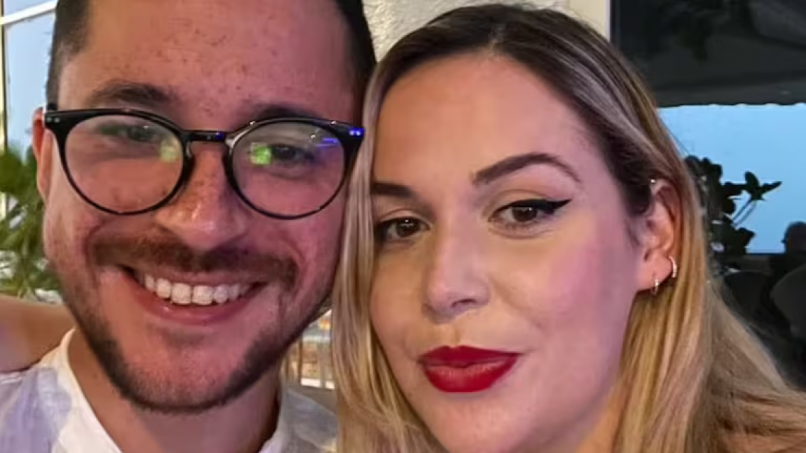 Parejita anunció su compromiso y luego los encontraron muertos