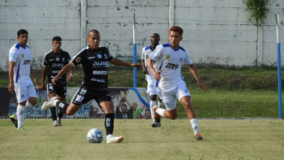 Altos Hornos Zapla cayó ante Sportivo Pocitos y deberá hacer "la heroica" por la clasificación