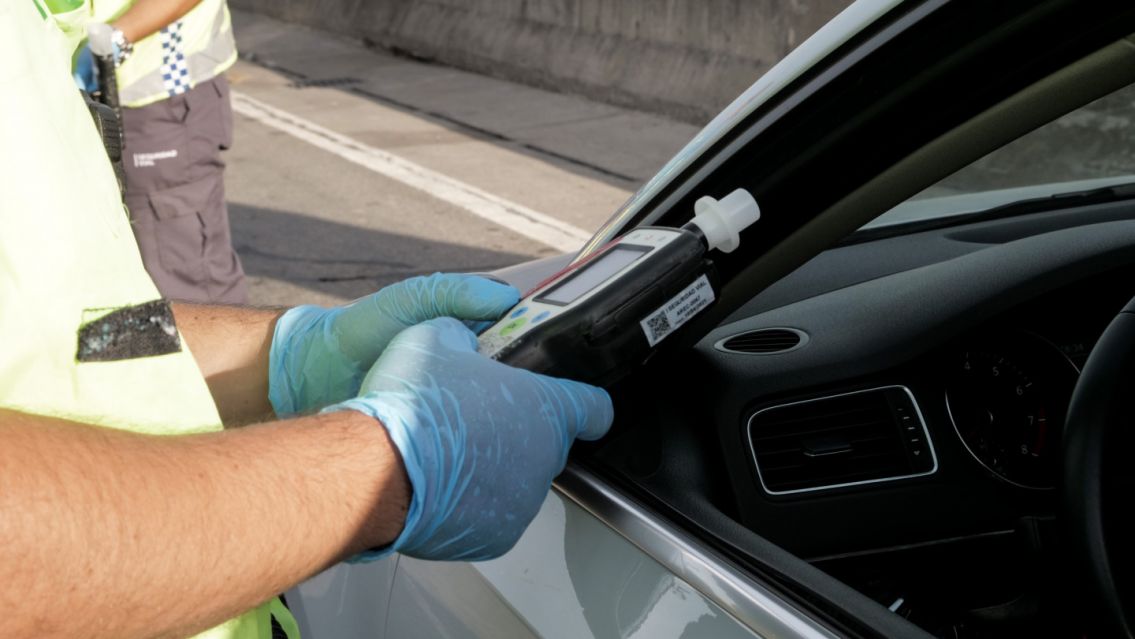 Escándalo con un conocido comisario jujeño que no quiso hacerse el test de alcoholemia