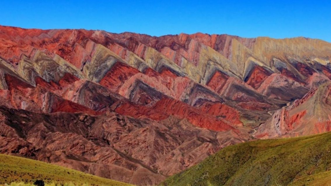 Corte total en el camino hacia El Hornocal y en río Iturbe