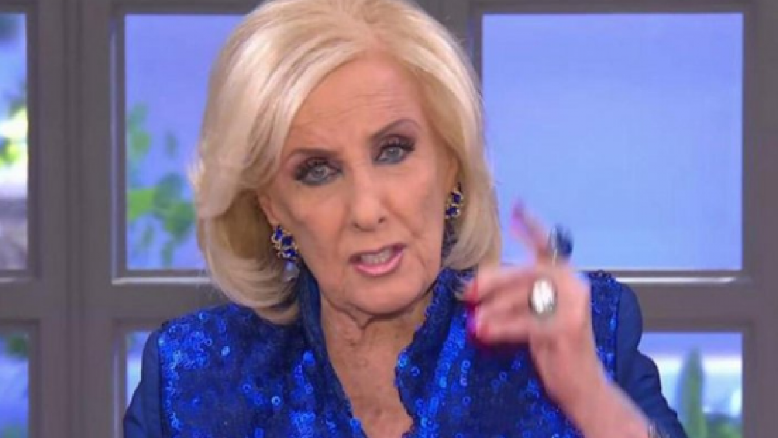 La foto oculta y con poca ropa que Mirtha Legrand no quer�a mostrar