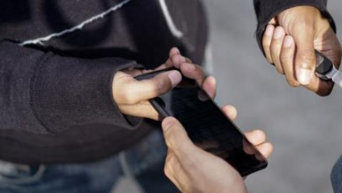 "Eran 10 contra 1", mataron a un chiquito para robarle el celu