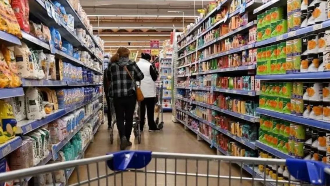 La inflación de diciembre fue del 2,7% y el acumulado interanual fue del 117,8%