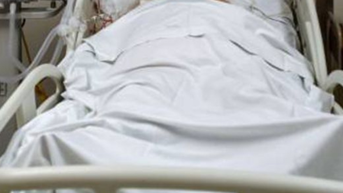 Pareja discutió, él se autolesionó y prendió fuego: terminó en el hospital