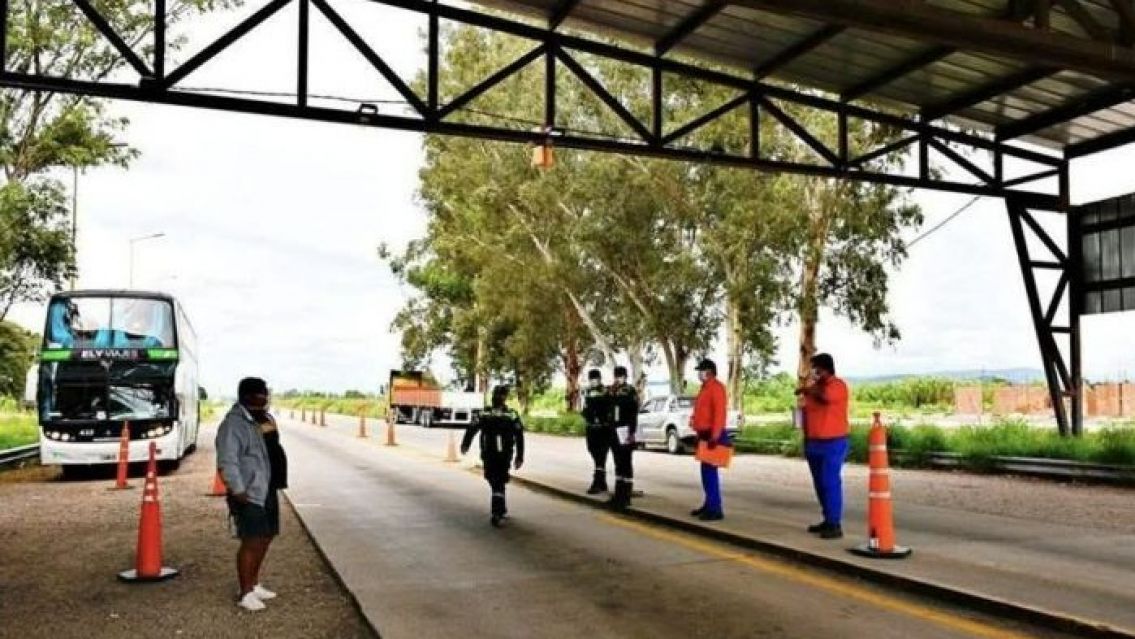 Remisero encontr� a una mujer llorando al costado de Ruta 34: no pod�a ni hablar
