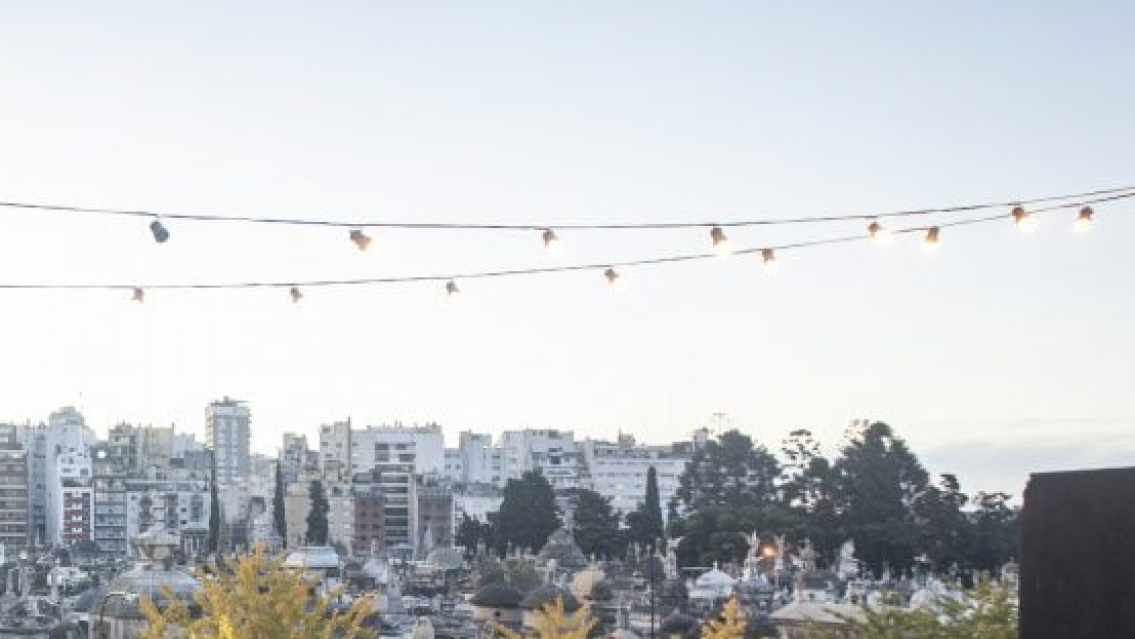 "Nos vemos en la terraza", así descubrió a su novio:
