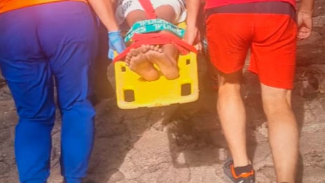 Dramático rescate de un jujeño que cayó a un canal: Se salvó de milagro