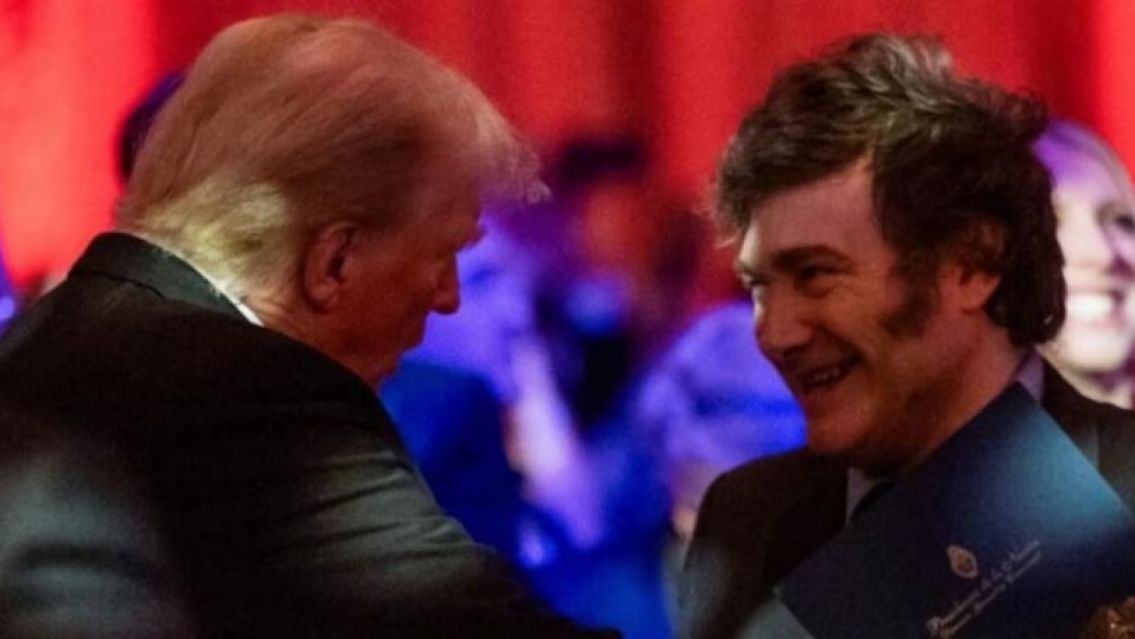 Javier Milei felicitó a Donald Trump y aseguró que "Argentina desea colaborar con EEUU"