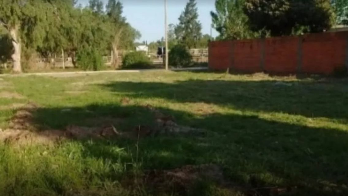 Terrible tragedia: Juje�o limpiaba su terreno y muri� frente a su hijo