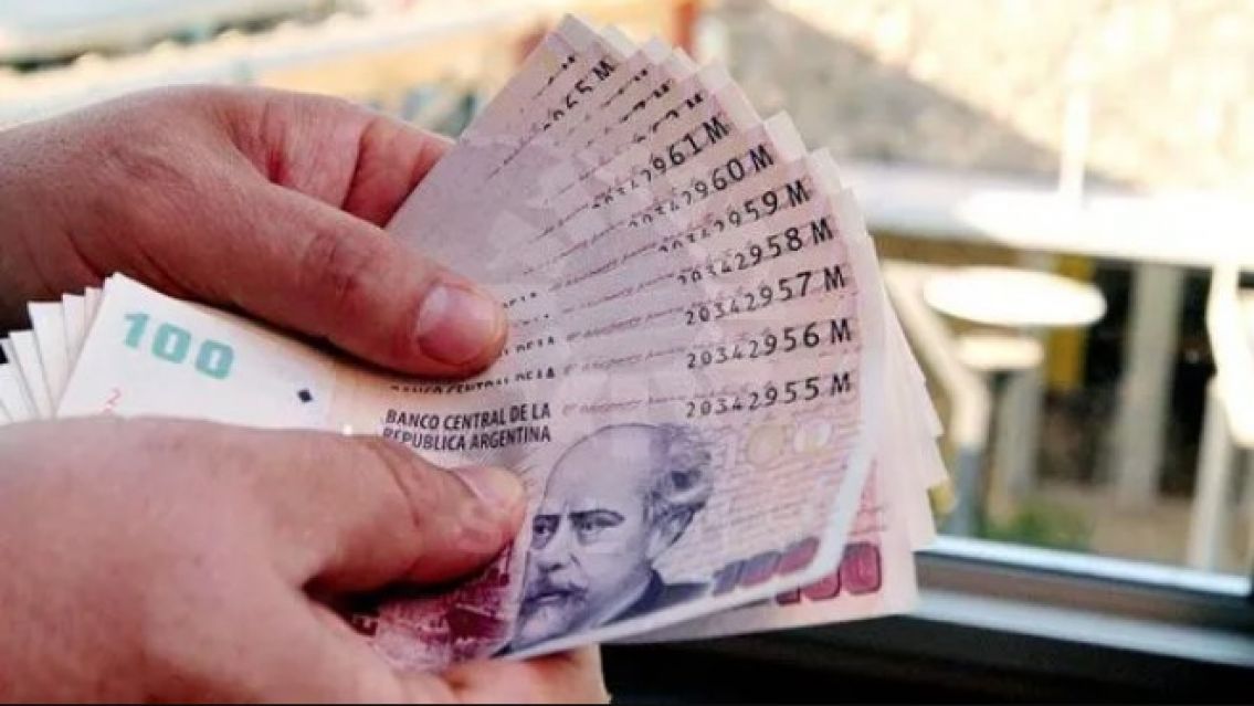 Ten�s uno en el caj�n: el billete de 100 pesos que vale una fortuna