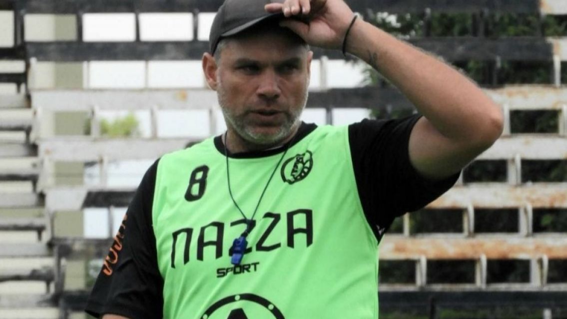 Altos Hornos Zapla se qued� sin DT: De mal en peor