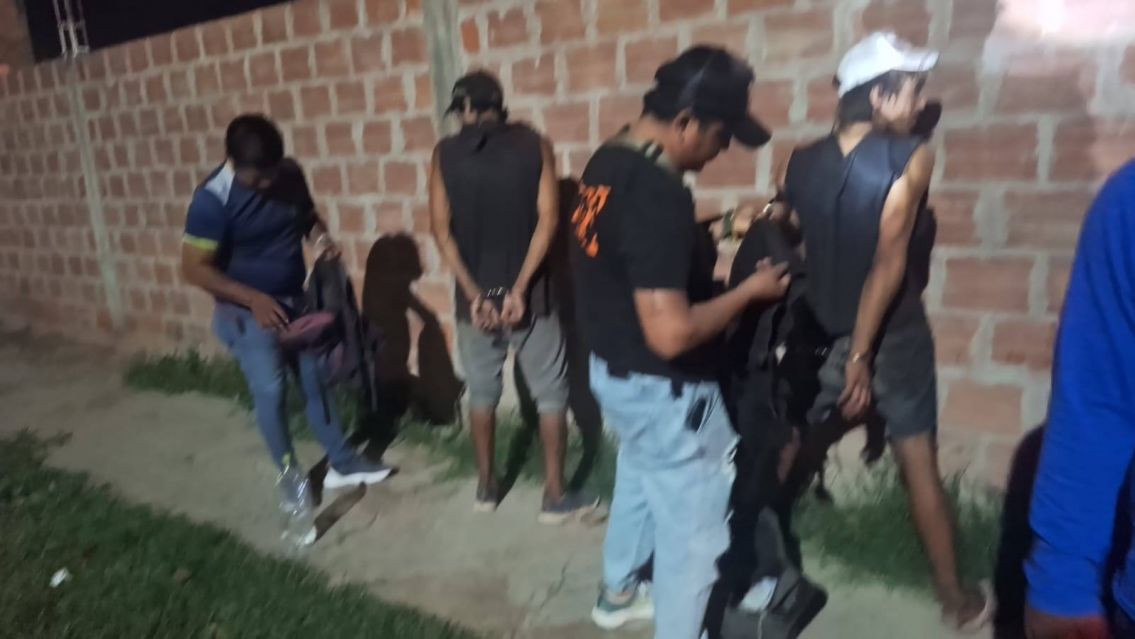 San Pedro se llen� de polic�as en las calles: hay varios detenidos