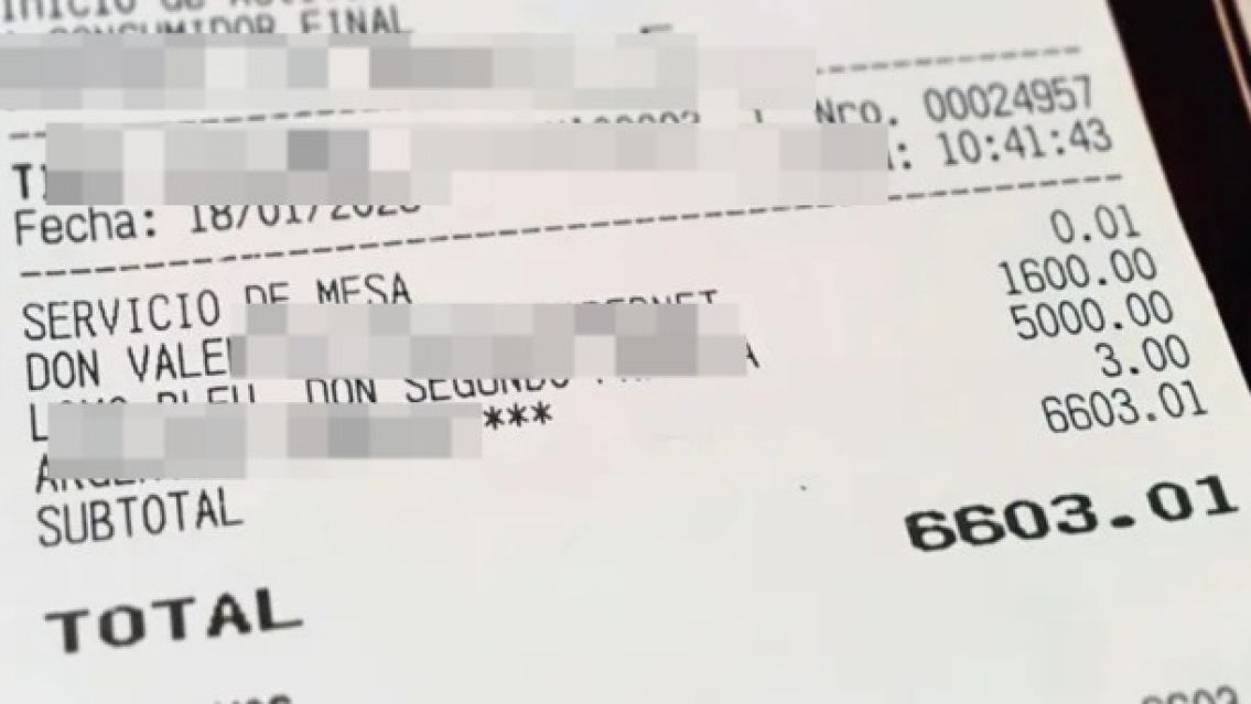 Llevó su posnet personal al trabajo, les cobró así a los clientes y marchó presa