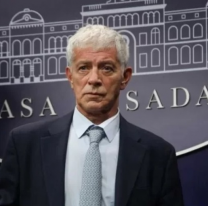 Cúneo Libarona: "un chico con bigote, se acabó la joda del género"