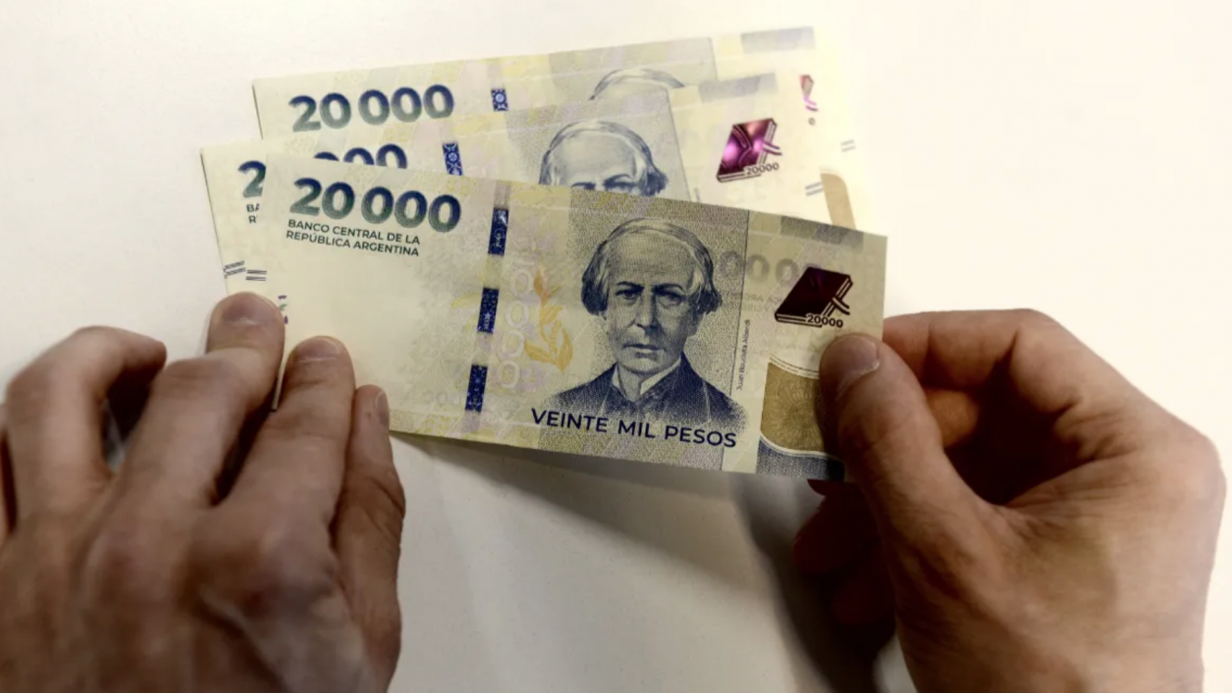 Compra de dólares con billetes falsos: la estafa que está de moda en Jujuy