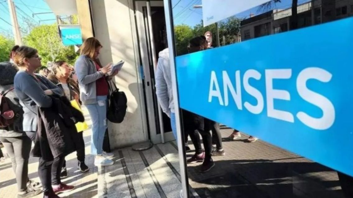 Calendario ANSES diciembre 2025: confirmado el pago a jubilados, AUH y planes sociales