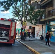 Murió un obrero después de que se cayera un montacargas de un edificio