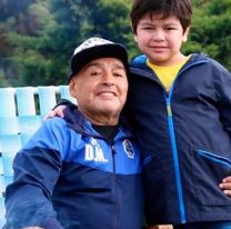 "A veces no quiere llamarse Diego", qué la pasa al hijito de Maradona: