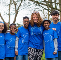 Pareja de mujeres adopt&oacute; 6 chicos y todo parec&iacute;a ideal, pero hicieron lo peor