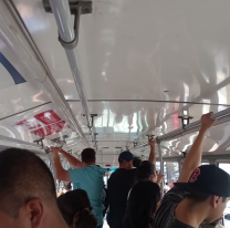 Colectivero jujeño atropelló a un chico y lo dejó tirado en el piso