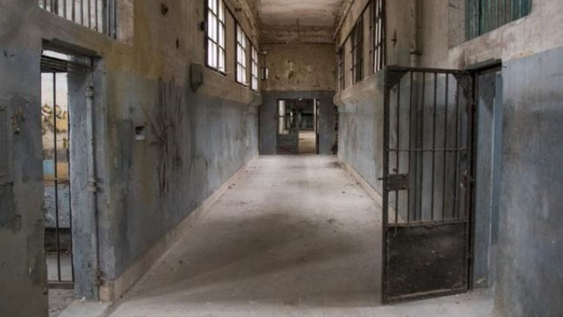 "Se hizo el 'chaj�": terrible pelea de presos termin� con uno grave 