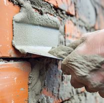 Esto cobrará un albañil por día y hora en febrero de 2025: montos actualizados