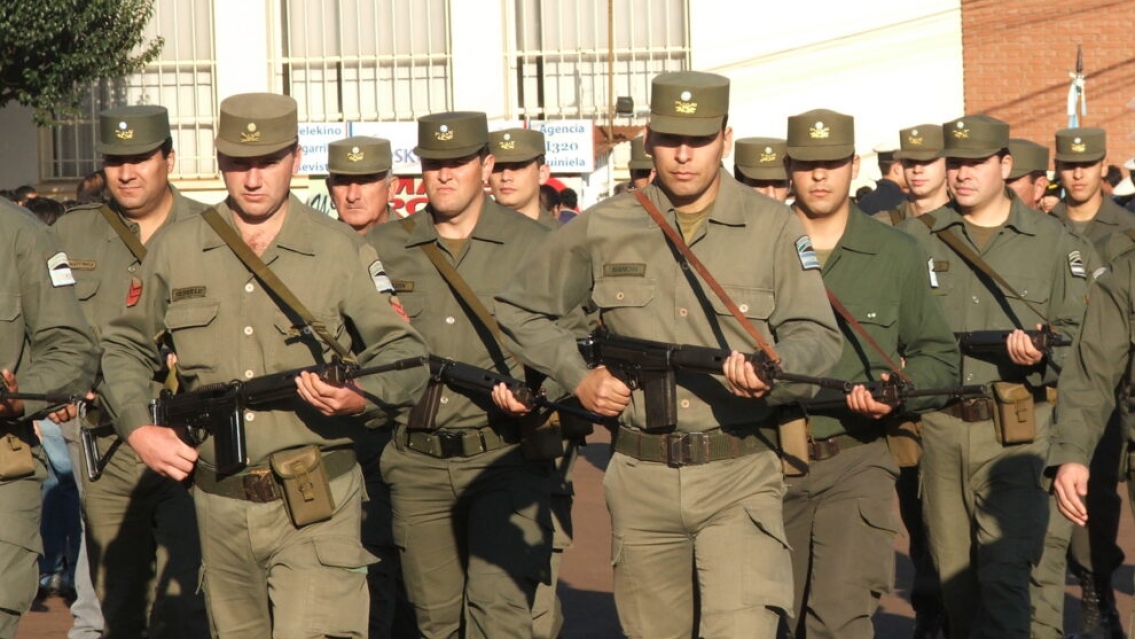 [ACTUALIZADO] Cu�nto ganan los gendarmes, polic�as y otros uniformados