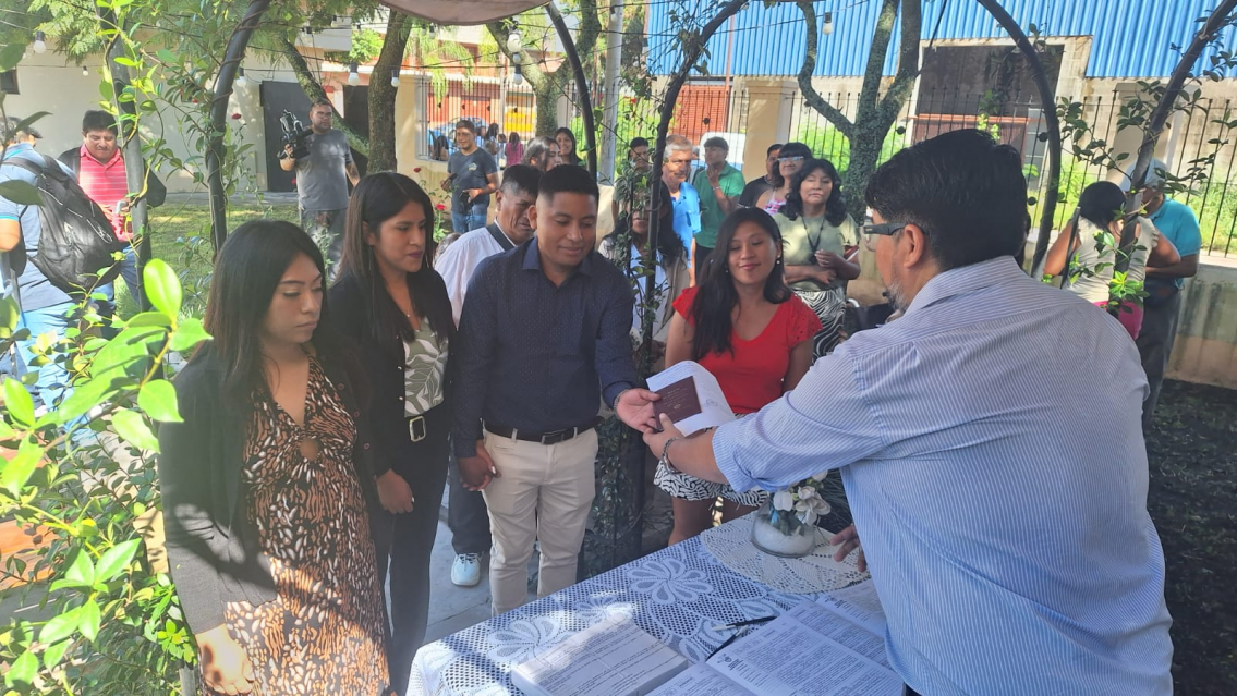 Parejas dieron el "s�" en Jujuy por el D�a de los enamorados