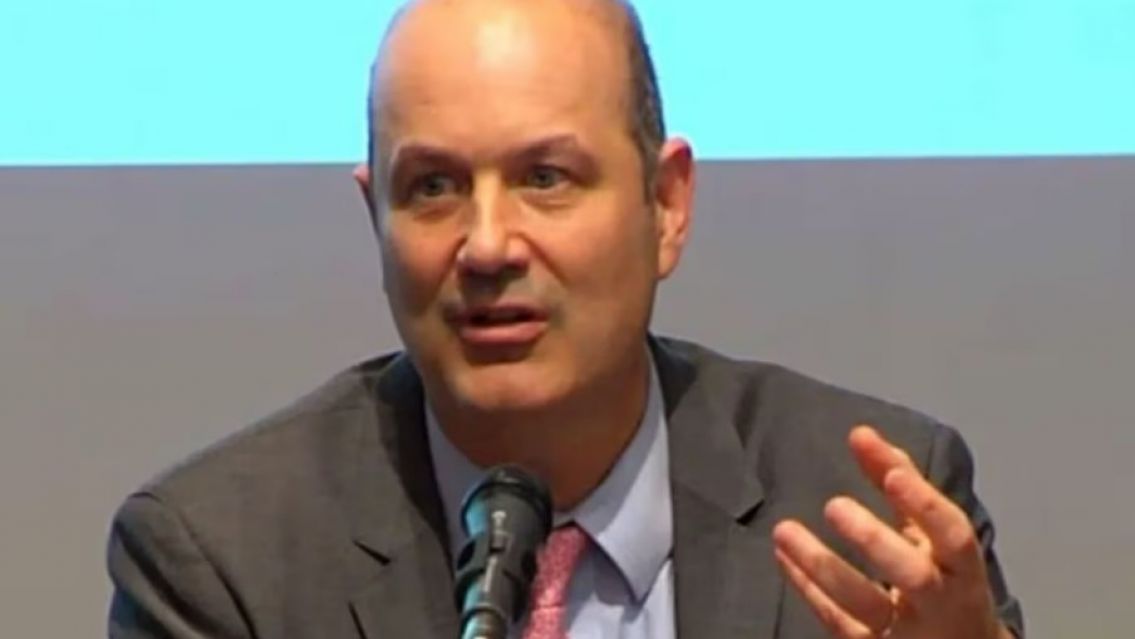 El Gobierno oficializ� el decreto de "Burocracia Cero" con el objetivo de desregularizar la econom�a