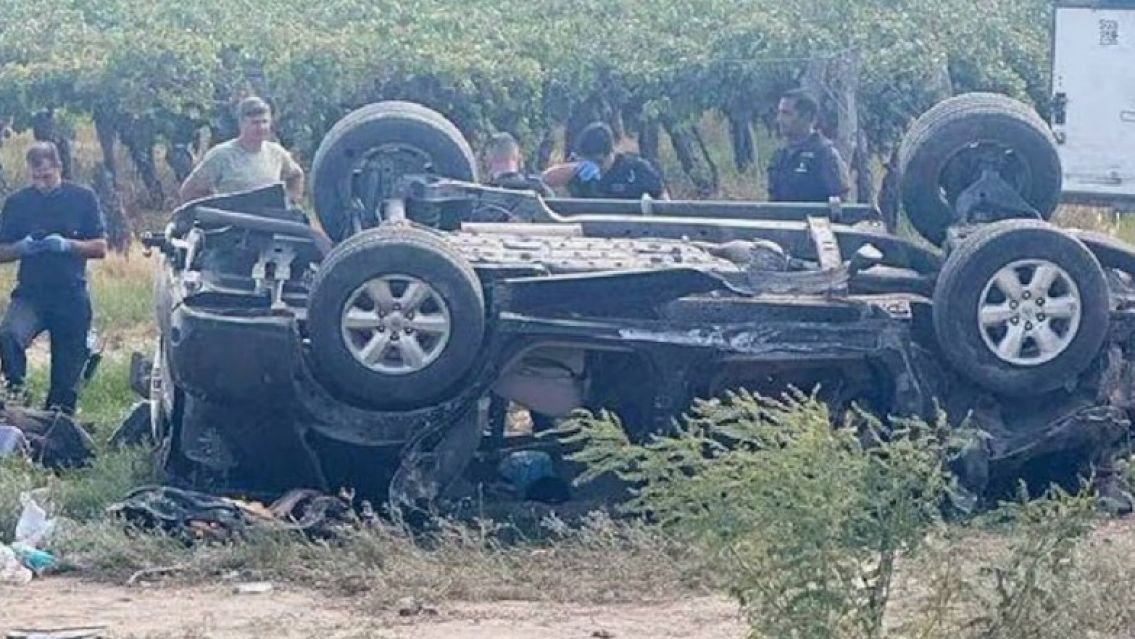 Muri� un hombre y dos de sus hijos en un duro accidente cuando volv�an de vacaciones