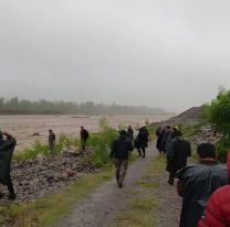 Encuentran el cuerpo de la nena arrastrada por el r&iacute;o Grande en Jujuy
