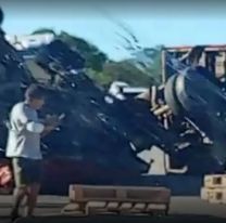 Revelaron impactantes imágenes del camión que volcó en Ruta 34