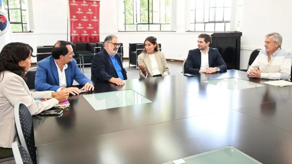 Uber amplía su presencia en Jujuy con más beneficios para taxistas