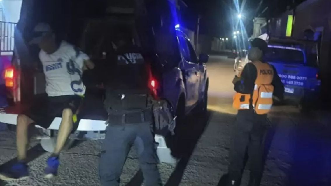 Juje�o intent� robar un auto y la polic�a lo atrap� en pleno hecho