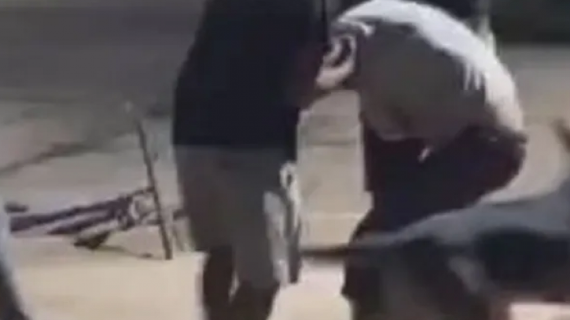 Vecinos de San Pedro lincharon, desnudaron y ataron a un ladr�n