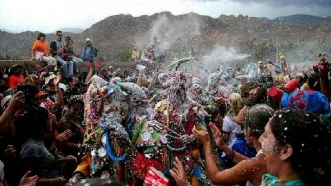 ¿Qué hacer si te entró nieve en el ojo durante el carnaval para no tener problemas?